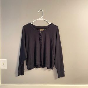 EverEve black long sleeve